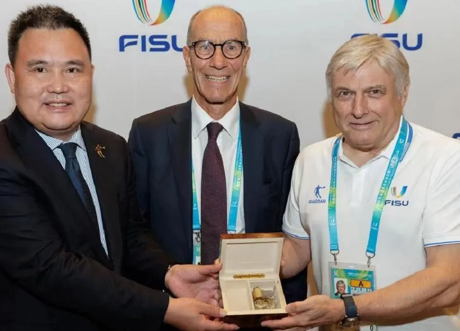 龙八·(头号玩家)唯一官方网站